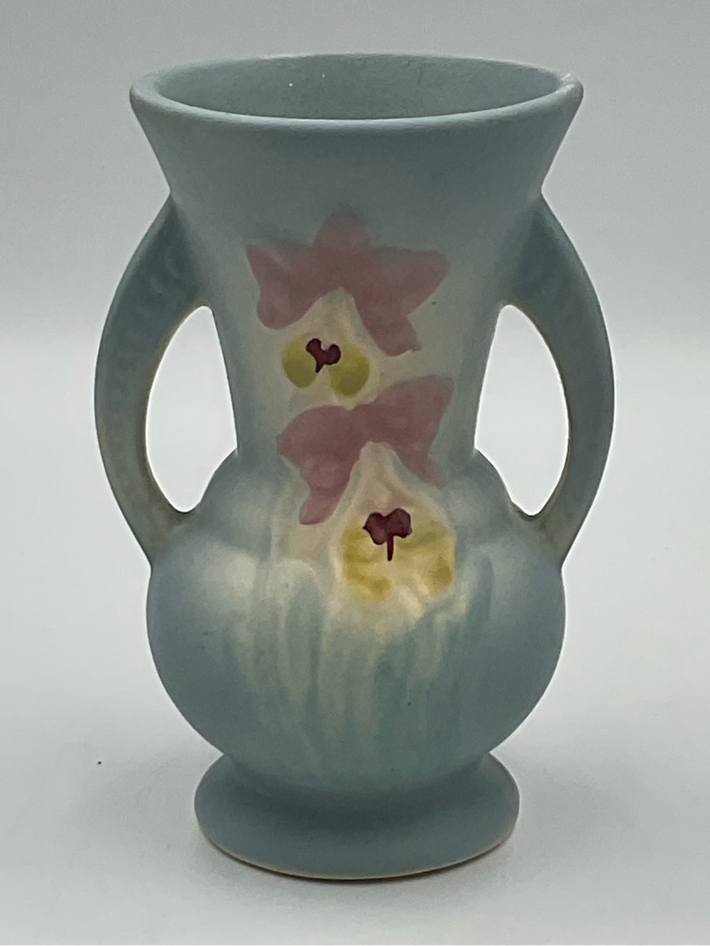 Vintage 1930s Hull Pottery Double Handled Vase in the Orchid Pattern 301